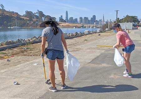 coastal cleanup of litter