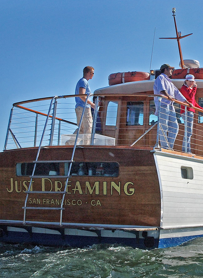 smaller Stern view from right side